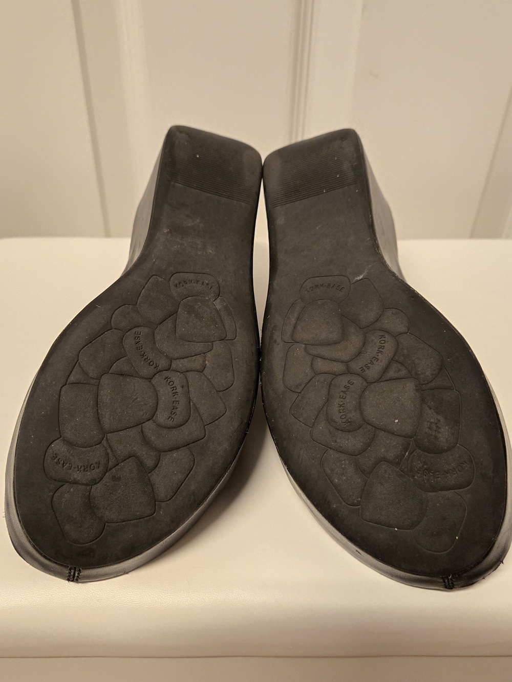 Kork-Ease Black Leather Open-Toe Slide Mules - Picture 4 of 5